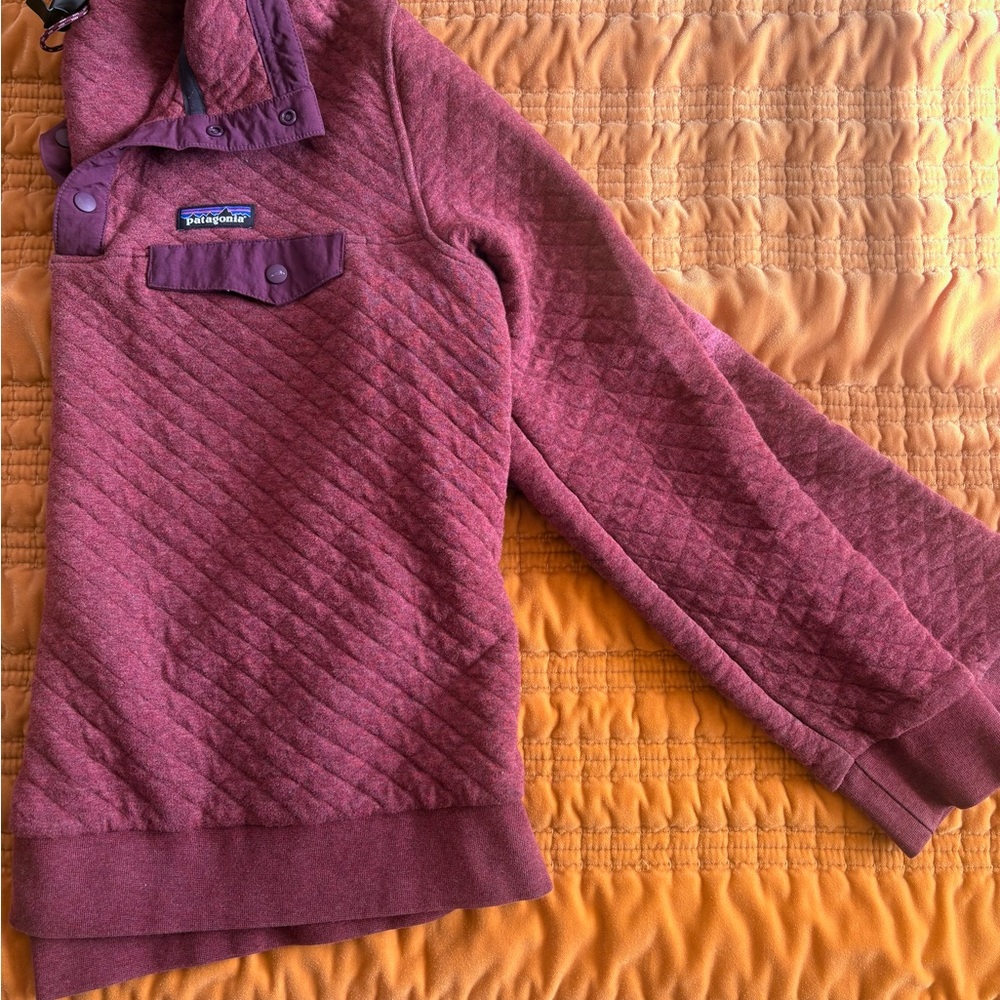 Patagonia Purple Quilted Pullover - Picture 5 of 5